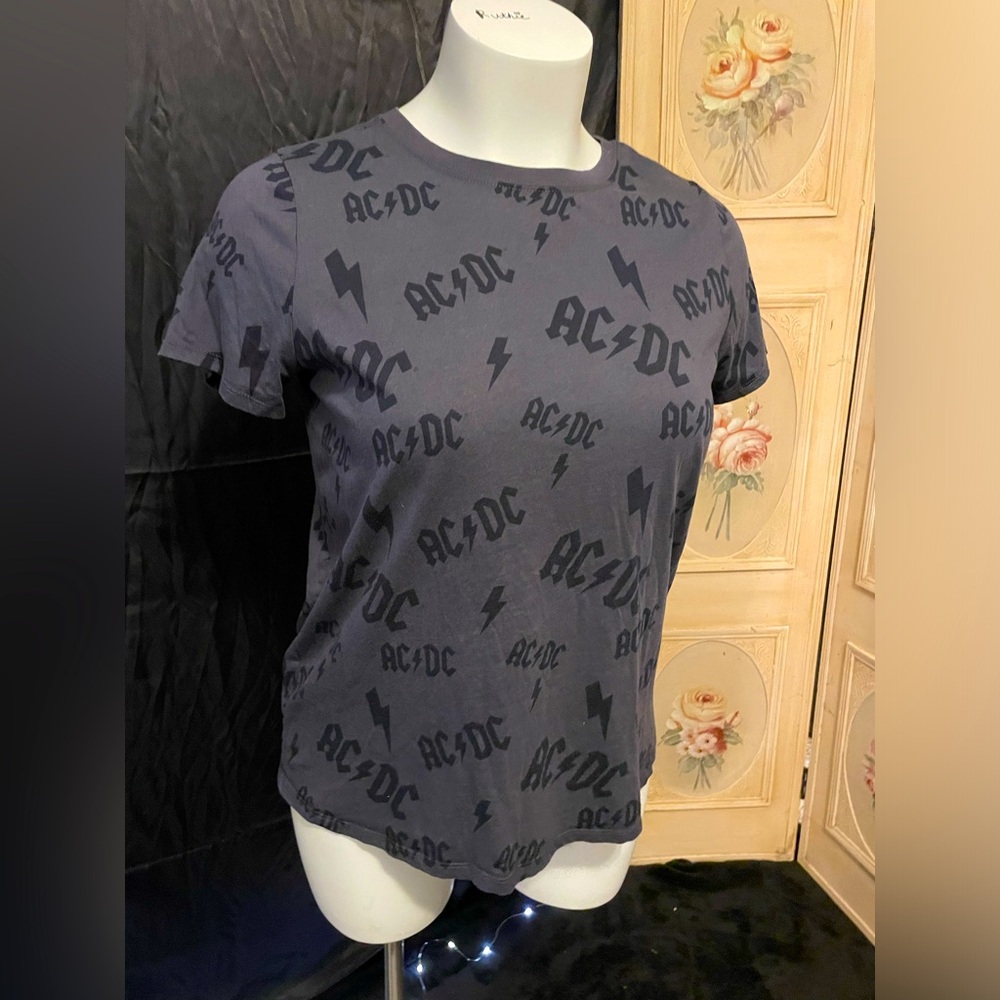 Torrid AC/DC Tshirt